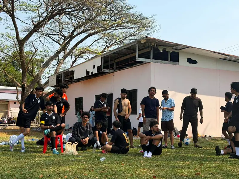Waiting for the next game in Hua Hin